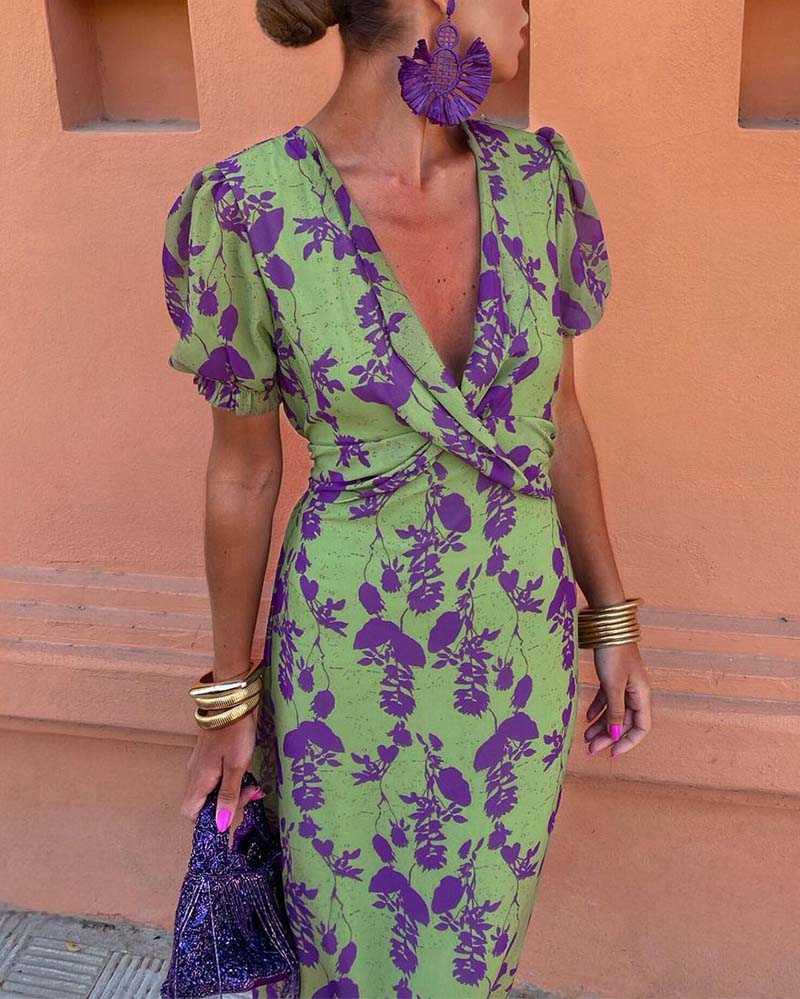 Robe trapèze élégante à manches bouffantes en V profond et imprimé feuilles